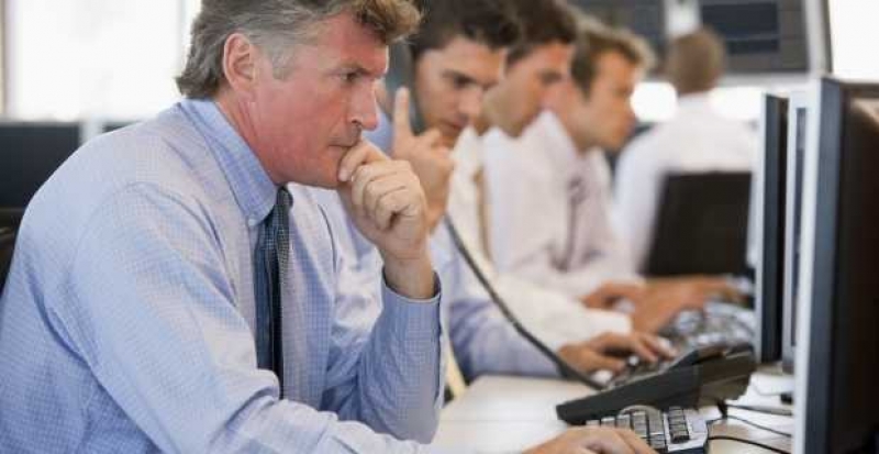 6.000 ευρώ θα καταβάλλει εισπρακτική σε καταναλωτή που τον ενοχλούσε