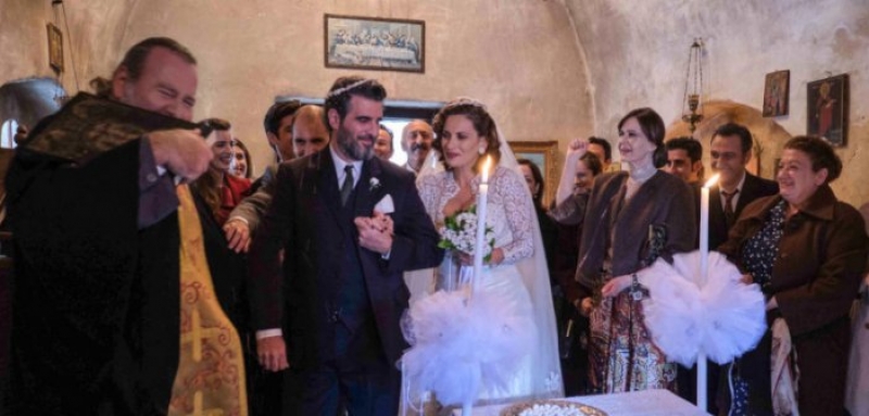 Αγριες Μέλισσες: Παντρεύεται επιτέλους ο Μιλτιάδης τη Βιολέτα -Οι πρώτες φωτό από το γάμο και το γλέντι [εικόνες]