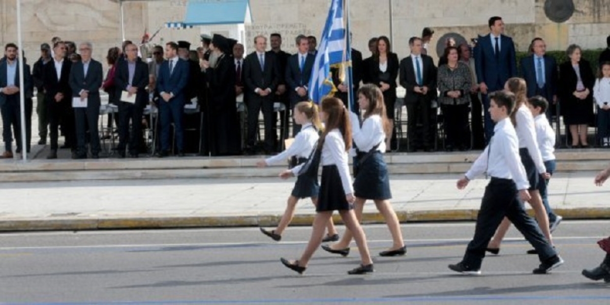 Θα γίνουν εφέτος παρελάσεις; Τι είπε η υπουργός Παιδείας Νίκη Κεραμέως