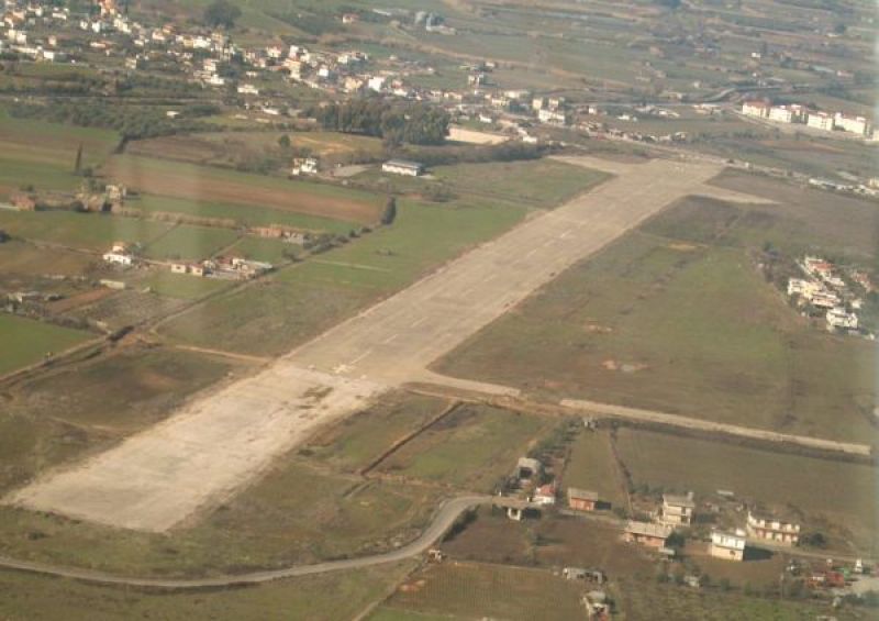 Aγρίνιο: Γιατί η αξιοποίηση του παλαιού πολιτικού αεροδρομίου εξαρτάται από την… Fraport