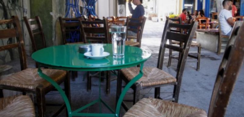 «Γιατί κύριε κράτος;»: Ένας καφετζής από το Αγρίνιο γίνεται viral στο Διαδίκτυο