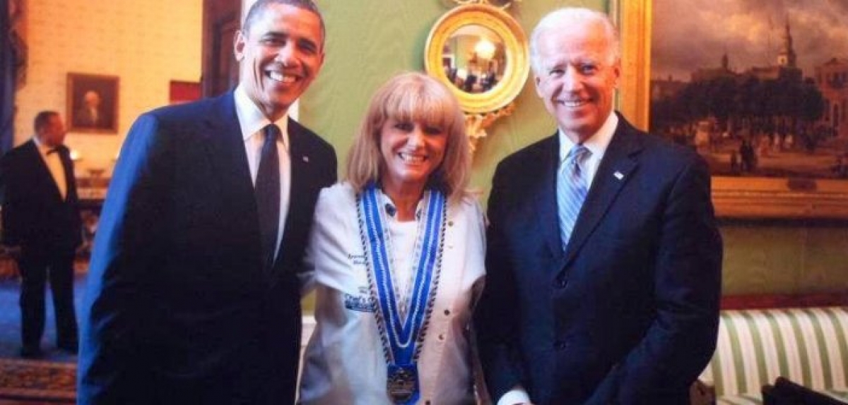 Η Ναυπάκτια Μαρία Λόη ανάμεσα σε δύο προέδρους των ΗΠΑ