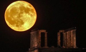 Πανσέληνος Σεπτεμβρίου: Το Φεγγάρι του Καλαμποκιού γίνεται… Blood Moon