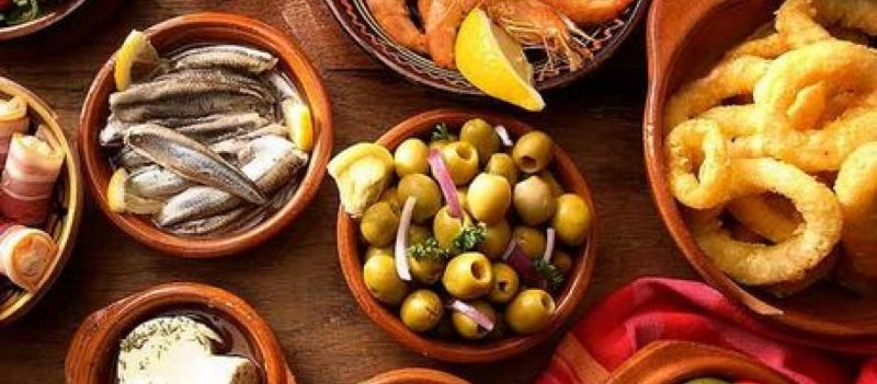 Δήμος Αγρινίου: Σαρακοστιανά εδέσματα στην πλατεία Τρία Φανάρια την Καθαρά Δευτέρα και από τις 9:00 έω11:00 π.μ.