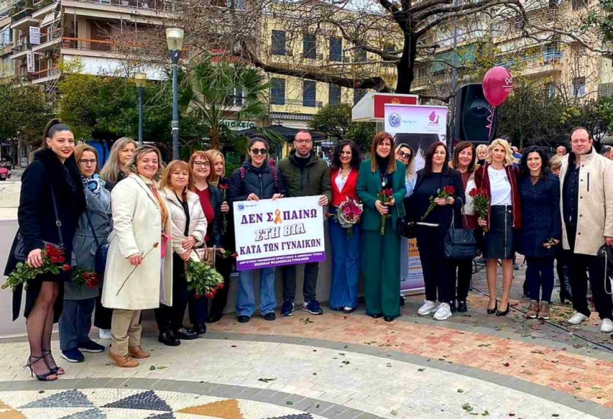 Με επιτυχία η δράση στο Αγρίνιο για την Παγκόσμια Ημέρα της Γυναίκας