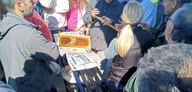 Ιερός Ναός Αγίου Δημητρίου Αγρινίου: Με επιτυχία το σεμινάριο μελισσοκομίας