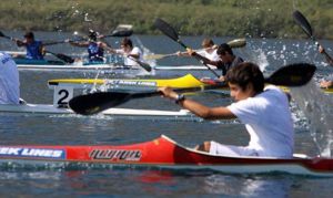 273 μικροί αθλητές πήραν εκκίνηση στο Πανελλήνιο Ανάπτυξης Κάνοε Καγιάκ, SUP Την Κυριακή οι Τελικοί στην Λιμνοθάλασσα του Μεσολογγίου.