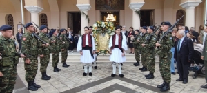 Αγρίνιο: Με μεγαλοπρέπεια η λιτάνευση της εικόνας του πολιούχου Αγίου Χριστοφόρου (εικόνες – video)
