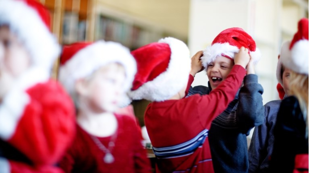 Χριστούγεννα 2023: Πότε κλείνουν τα σχολεία για τις γιορτές και πότε ανοίγουν ξανά
