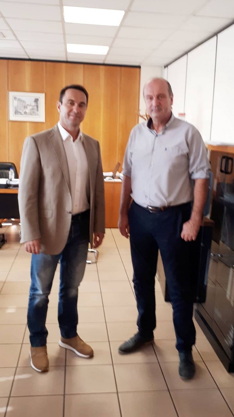 Την έγκαιρη αποζημίωση των πληγέντων παραγωγών της Δυτικής Ελλάδας ζήτησε ο  Αντιπεριφερειάρχης Αγροτικής Ανάπτυξης Κωνσταντίνος Μητρόπουλος από τον Πρόεδρο του ΕΛΓΑ Θεοφάνη Κουρεμπέ