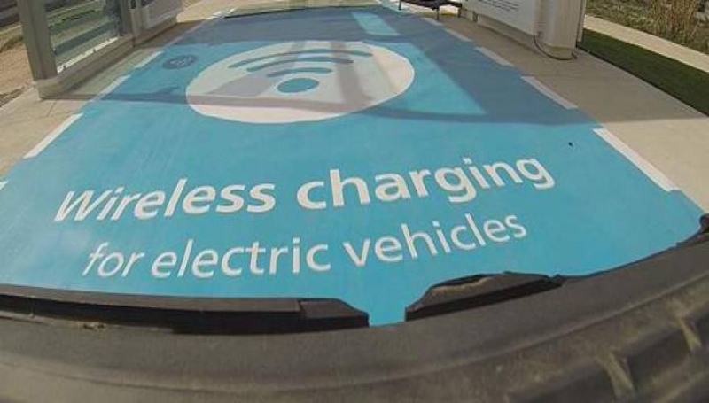 Ηλεκτρικά αυτοκίνητα: Ασύρματη φόρτιση σε 20 λεπτά και χωρίς καλώδια