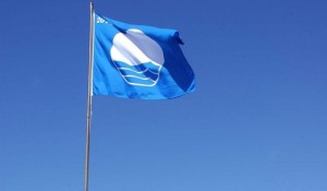 Οι… συνηθισμένες δύο παραλίες στην Αιτωλοακαρνανία πήραν την «Γαλάζια Σημαία»