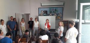 Ναύπακτος: Επίσκεψη των εθελοντών του Ερυθρού σταυρού στο ειδικό σχολείο