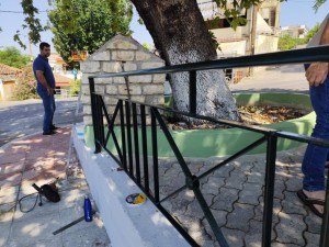 Αγρίνιο: Εργασίες συντήρησης της πλατείας «Ορεινής Ναυπακτίας» στο παλιό νοσοκομείο