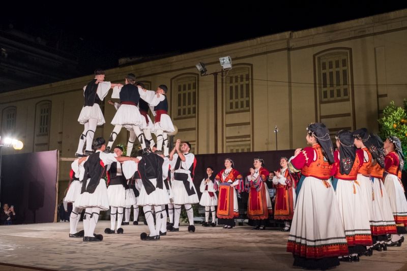 Εντυπωσιακή και πρωτότυπη η τελετή λήξης του Λαογραφικού Ομίλου της ΓΕΑ