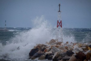 Καιρός: Έκτακτη προειδοποίηση για ισχυρούς βοριάδες έως 9 μποφόρ στο Αιγαίο