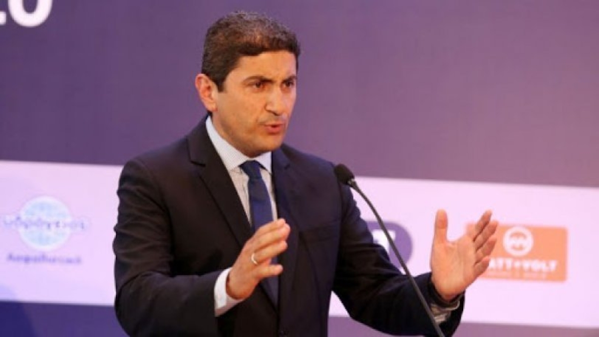 Αυγενάκης: «Δεν έχει κατατεθεί φάκελος για το Μουντιάλ 2030, έχω προτείνει Ηράκλειο, Αθήνα και Θεσσαλονίκη»