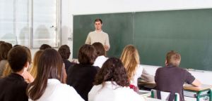 Κοινωνικό Φροντιστήριο Αγρινίου: Μαθήματα και για μαθητές ΕΠΑΛ