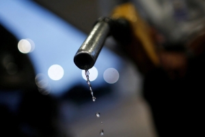 Ανάφλεξη στην αγορά πετρελαίου φέρνει η κλιμάκωση της κρίσης στη Μέση Ανατολή – «Πετάει» η τιμής της Βενζίνης