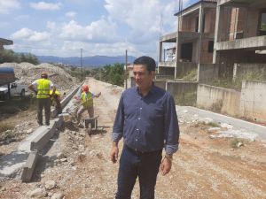 Αγρίνιο: Επίσκεψη Γ. Παπαναστασίου σε έργα κατασκευής δρόμων και δικτύων ύδρευσης-αποχέτευσης