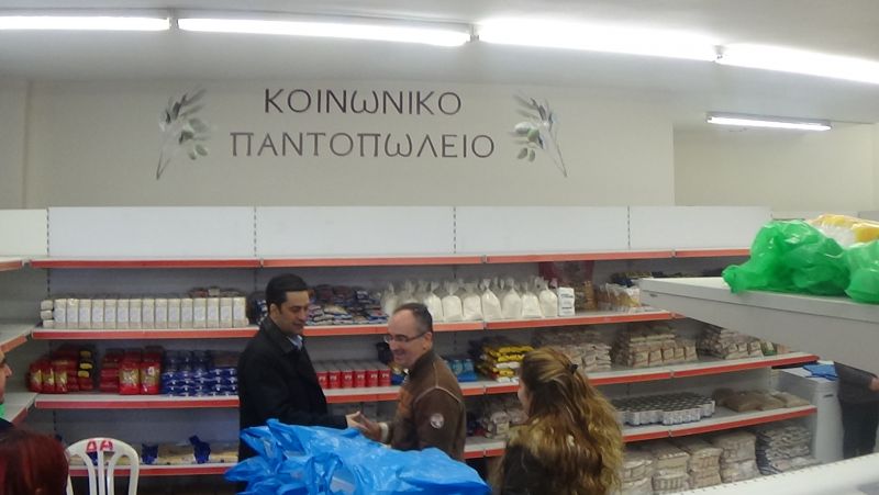 Επίσκεψη Δημάρχου στο Κοινωνικό Παντοπωλείο