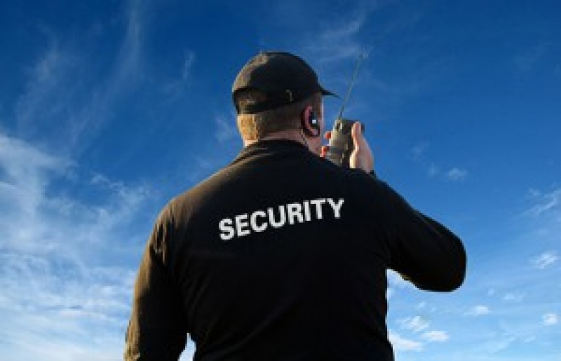 Ζητείται προσωπικό ασφάλειας-security