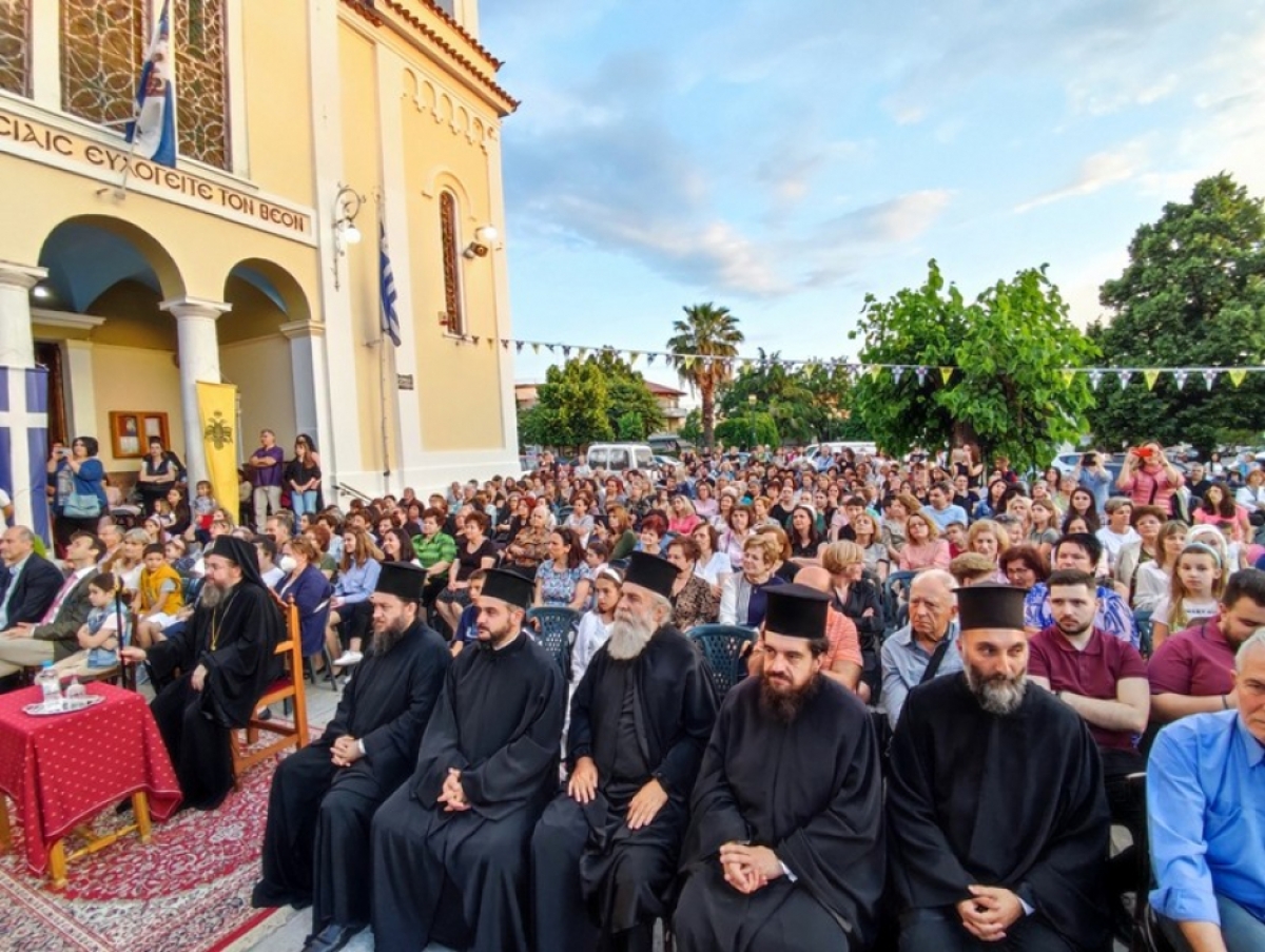 Το πρόγραμμα των πνευματικών δραστηριοτήτων στην Αγία Τριάδα Αγρινίου