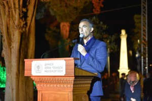 «Το Μεσολόγγι δεν χάθηκε»: Η συγκλονιστική αφήγηση Αλιάγα στον Κήπο των Ηρώων και το μήνυμα του για τη Μεγάλη Παρασκευή
