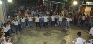 2η Γιορτή Χελιού στο Μεσολόγγι: Ξεσήκωσε με τα τραγούδια της η Στέλλα Κονιτοπούλου (ΔΕΙΤΕ ΦΩΤΟ)