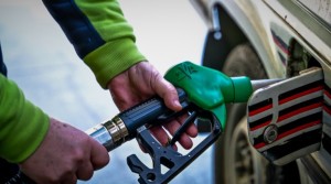 Ανοίγει σήμερα η πλατφόρμα του fuel pass – Οι αιτήσεις, τα κριτήρια και τα ποσά