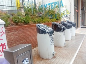 «Αναδύονται» οι υπόγειοι κάδοι στο Αγρίνιο – Θα μπουν σε λειτουργία μαζί με τις βυθιζόμενες μπάρες