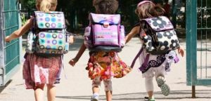 Δωρεάν σχολικά είδη και τσάντα στα «πρωτάκια» από το Σύλλογο Πολυτέκνων Αγρινίου