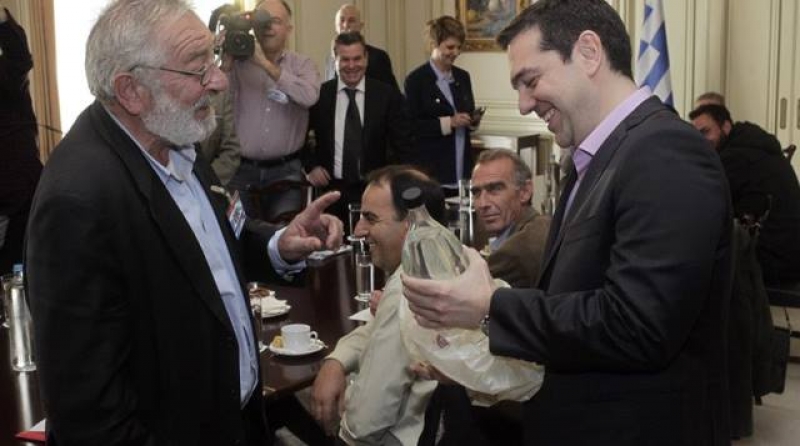 Στα μπλόκα οι αποφάσεις μετά την συνάντηση με τον πρωθυπουργό-φαινεται σχετική ικανοποίηση