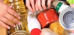 Ναός Αγίας Τριάδας Αγρινίου: Συγκεντρώνονται τρόφιμα εν όψει των Χριστουγέννων