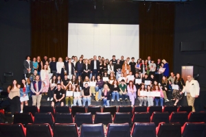 Αγρίνιο: Μέσα σε εορταστικό κλίμα πραγματοποιήθηκε η τελετή λήξης του 12ου Μαθητικού Φεστιβάλ Θεάτρου.
