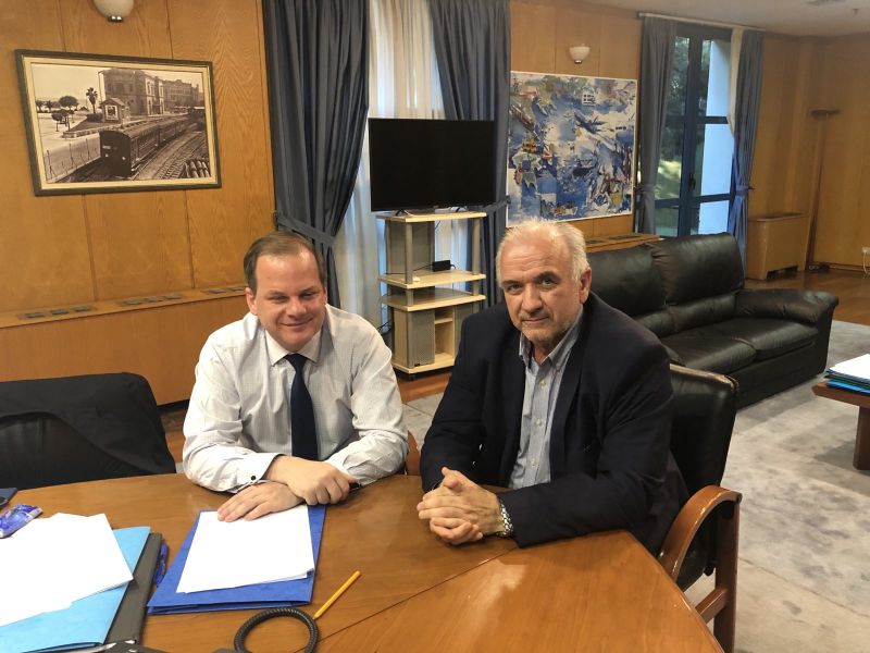 Συνάντηση του Δημάρχου Κώστα Λύρου με τον Υπουργό Υποδομών και Μεταφορών Κώστα Καραμανλή