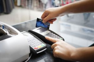 Πληρωμές με κάρτες: Σαρωτικές αλλαγές – Τι θα ισχύσει από Σεπτέμβριο