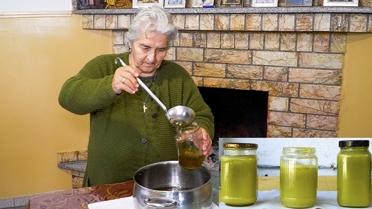 Κεραλοιφή, η μυστική συνταγή της γιαγιάς Αλτάνης (βίντεο)