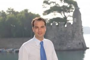 Συνάντηση φίλων στο Αγρίνιο θα πραγματοποιήσει ο Θανάσης Παπαθανάσης την Παρασκευή 5/7/2019 20:00