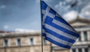 Η ελληνική κοινωνία είναι σαν αυτόν που πέφτει από τον 5ο & σε κάθε όροφο λέει «μέχρι εδώ όλα καλά»: Το έδαφος πλησιάζει