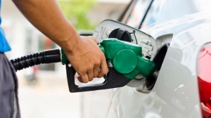 Βενζίνη 2 ευρώ για το καλοκαίρι φέρνει το διευρυμένο Fuel Pass