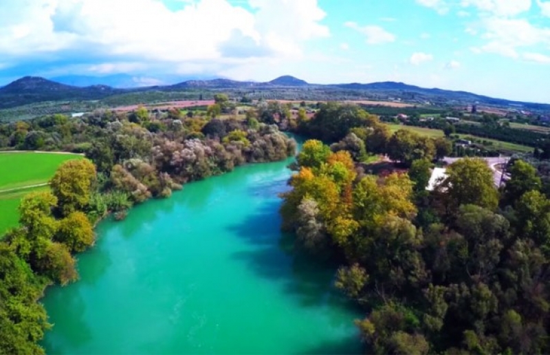Ο ποταμός Αχελώος, όπως δεν τον έχετε ξαναδεί (video)