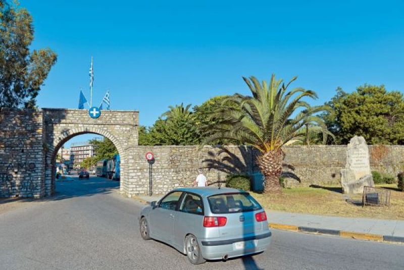 Ενημέρωση για την αποκατάσταση του Τείχους στο Μεσολόγγι ζητά το Γραφείο Τουριστικής Ανάπτυξης