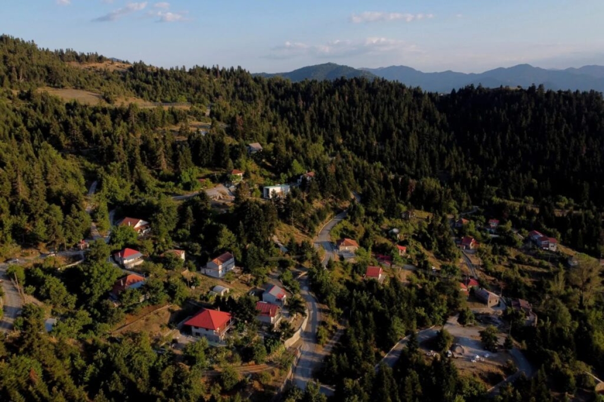 Λεύκα: Ένα καταπράσινο χωριό-ησυχαστήριο στα ορεινά της Αιτωλοακαρνανίας (www.travel.gr)