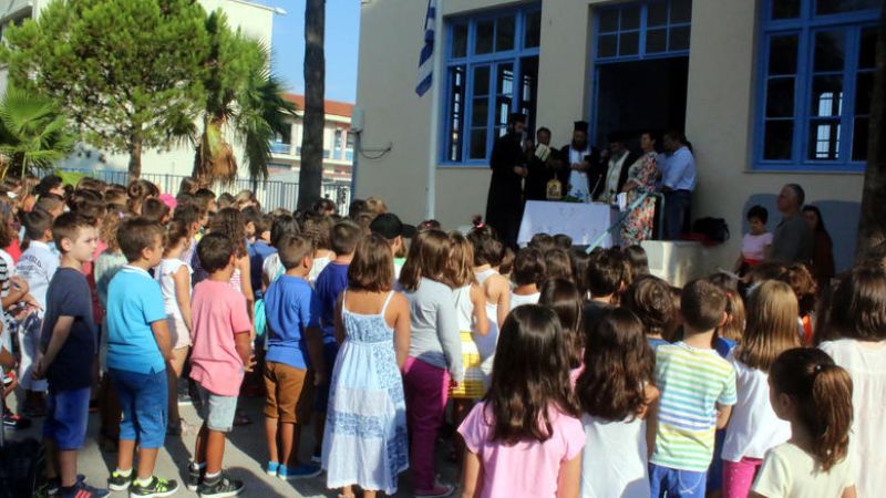 Πότε ανοίγουν τα σχολεία-τι αλλάζει σε τρίμηνα και διακοπές