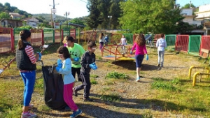 Το Δημοτικό Σχολείο Αγγελοκάστρου συμμετείχε στην εβδομάδα Περιβάλλοντος και Καθαριότητας.