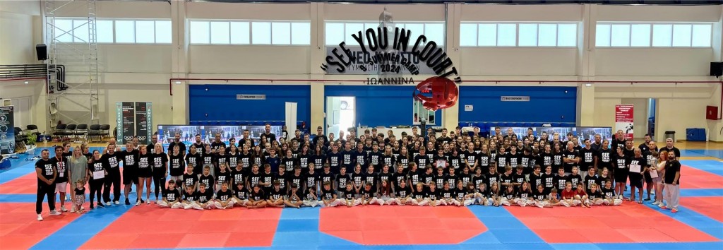 Σε ένα από τα μεγαλύτερα summer camp Taekwondo προπονητής ο Κακαρελης Νίκος.