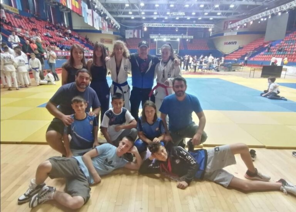 Στο Αιτωλικό ξέρουν από ζίου ζίτσου- αθλητές συμμετείχαν στο Βαλκανικό στη Βοσνία