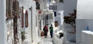 Politico: Αυτή είναι η πρόταση της Ελλάδας για τον τουρισμό