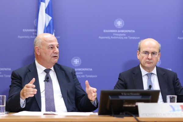 Αύριο η πληρωμή προκαταβολής της βασικής ενίσχυσης για τους αγρότες – Στα 3,7 δισ. ευρώ οι εθνικοί και ευρωπαϊκοί πόροι στον πρωτογενή τομέα για το 2025